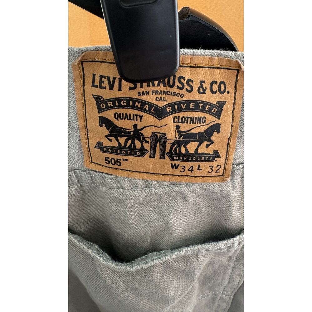 Levis 505 Jeans Mens 34x32 Beige Straight Leg 100% Cotton Denim Pants Casual - Picture 3 of 5